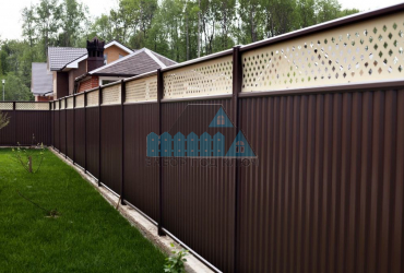 Забор из профнастила на ленточном фундаменте