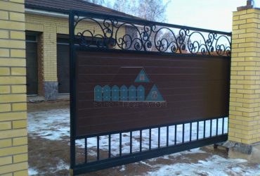 Кованые откатные ворота