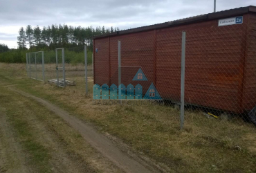 Забор из сетки рабицы в натяг