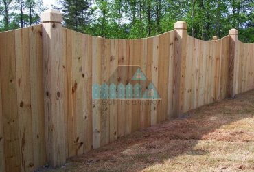 Деревянный забор сплошной